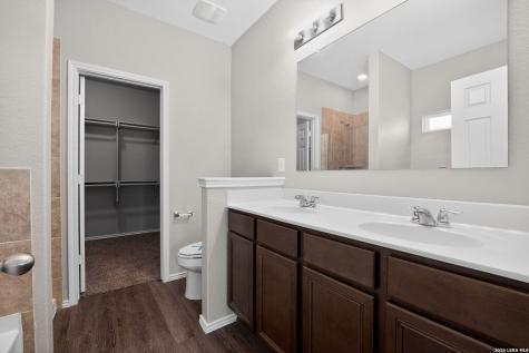 7107 Capricorn Way Converse TX 78109