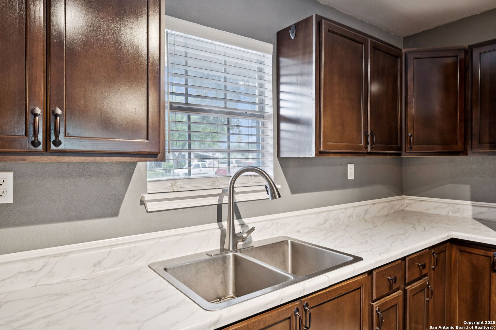 111 Tropicana Place San Antonio TX 78242