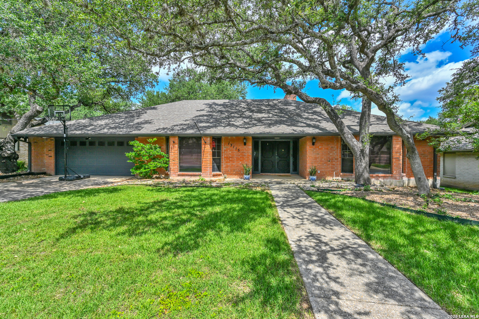 13115 N Hunters Circle San Antonio TX 78230