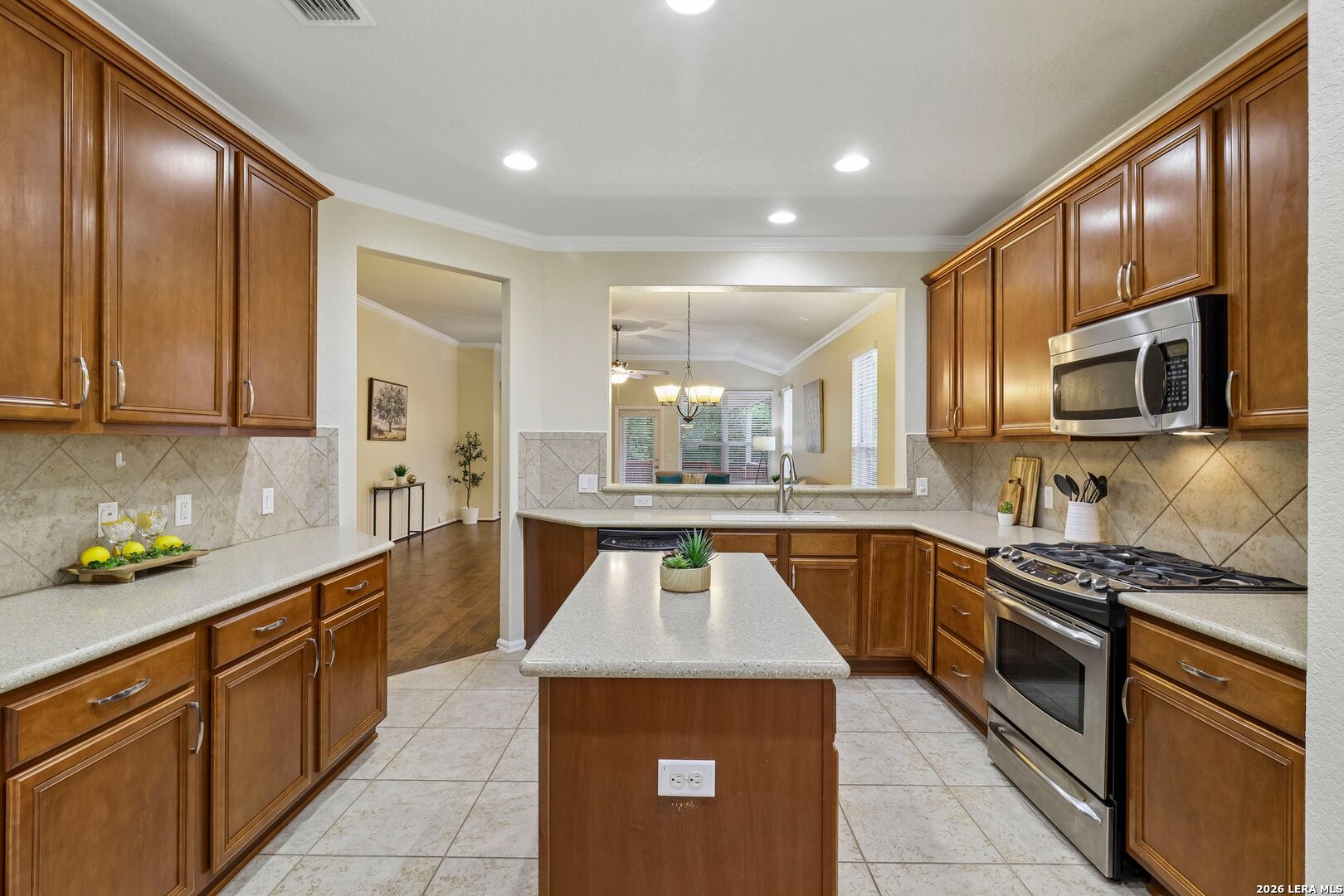 4626 Thomas Rusk San Antonio TX 78253
