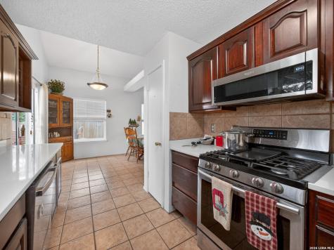 8006 Echo Wind Street San Antonio TX 78250