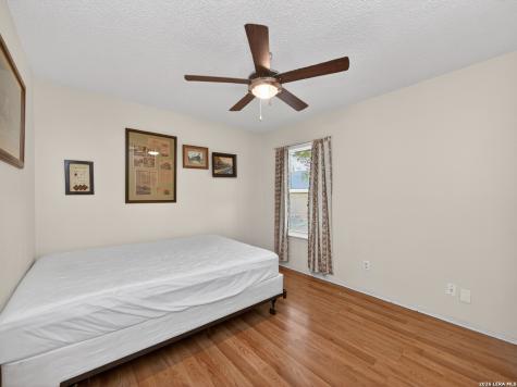 8006 Echo Wind Street San Antonio TX 78250
