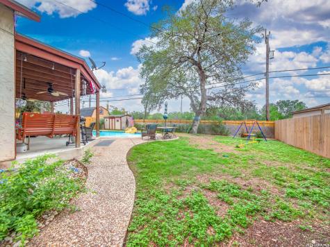 8006 Echo Wind Street San Antonio TX 78250