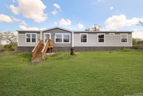171 Country View Lane Floresville TX 78114