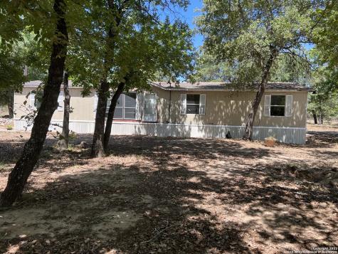 1530 Spur Ridge San Antonio TX 78264