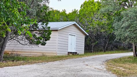 1647 Rio Ranchero Pipe Creek TX 78063
