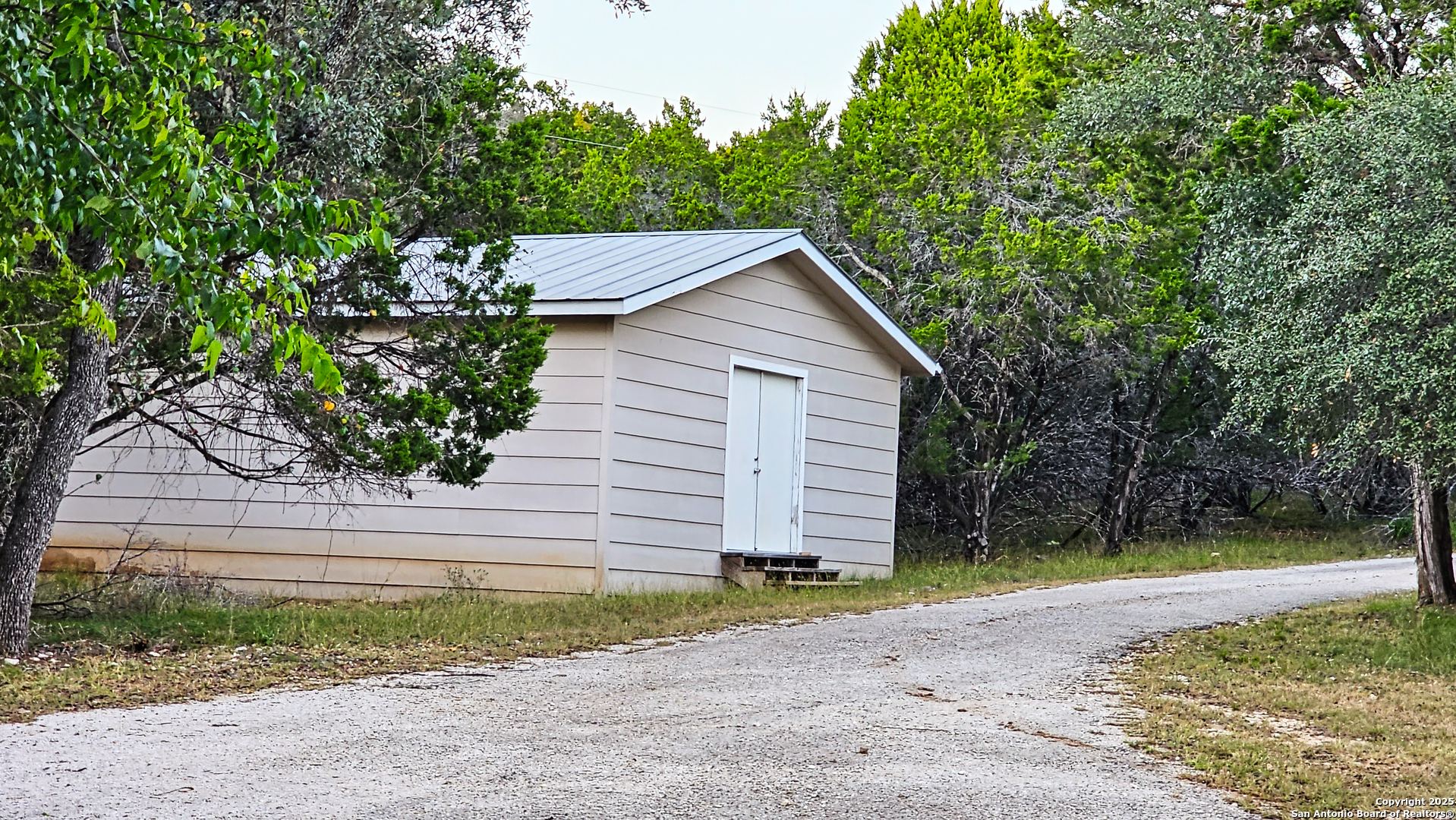 1647 Rio Ranchero Pipe Creek TX 78063