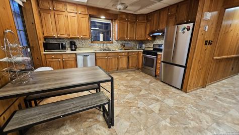 1647 Rio Ranchero Pipe Creek TX 78063