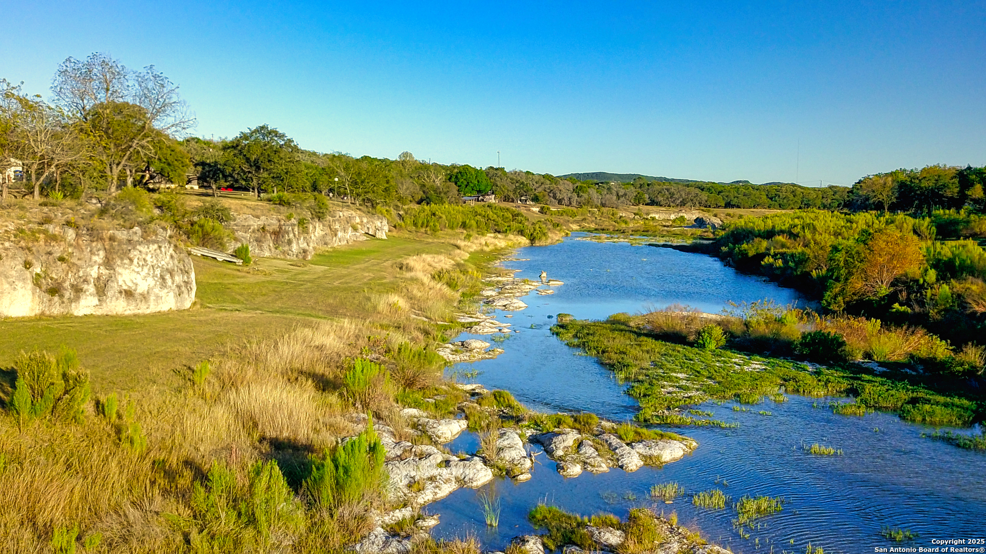 1647 Rio Ranchero Pipe Creek TX 78063