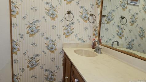1647 Rio Ranchero Pipe Creek TX 78063