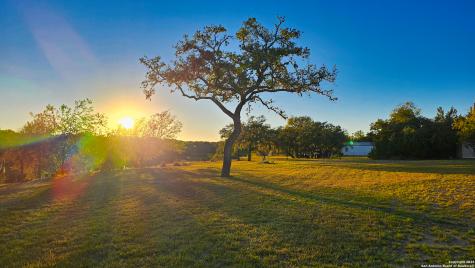 1647 Rio Ranchero Pipe Creek TX 78063