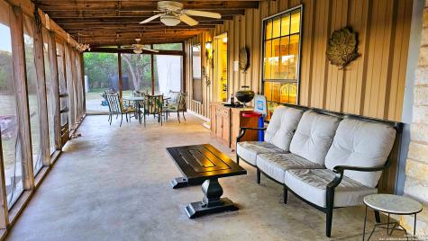 1647 Rio Ranchero Pipe Creek TX 78063