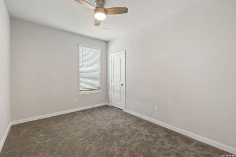 4406 Stark Alley San Antonio TX 78217