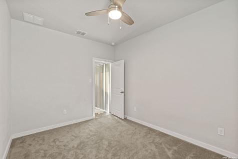 4406 Stark Alley San Antonio TX 78217