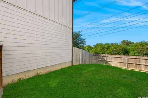 4406 Stark Alley San Antonio TX 78217