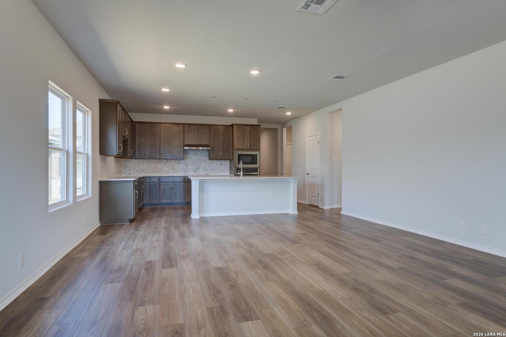 122 Thornbloom San Antonio TX 78253
