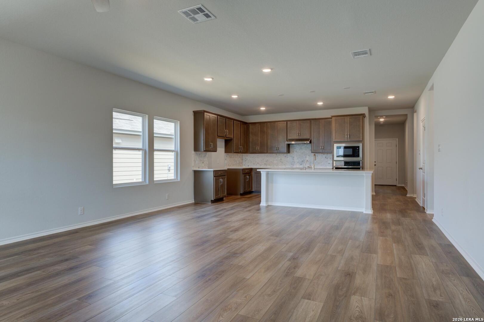 122 Thornbloom San Antonio TX 78253