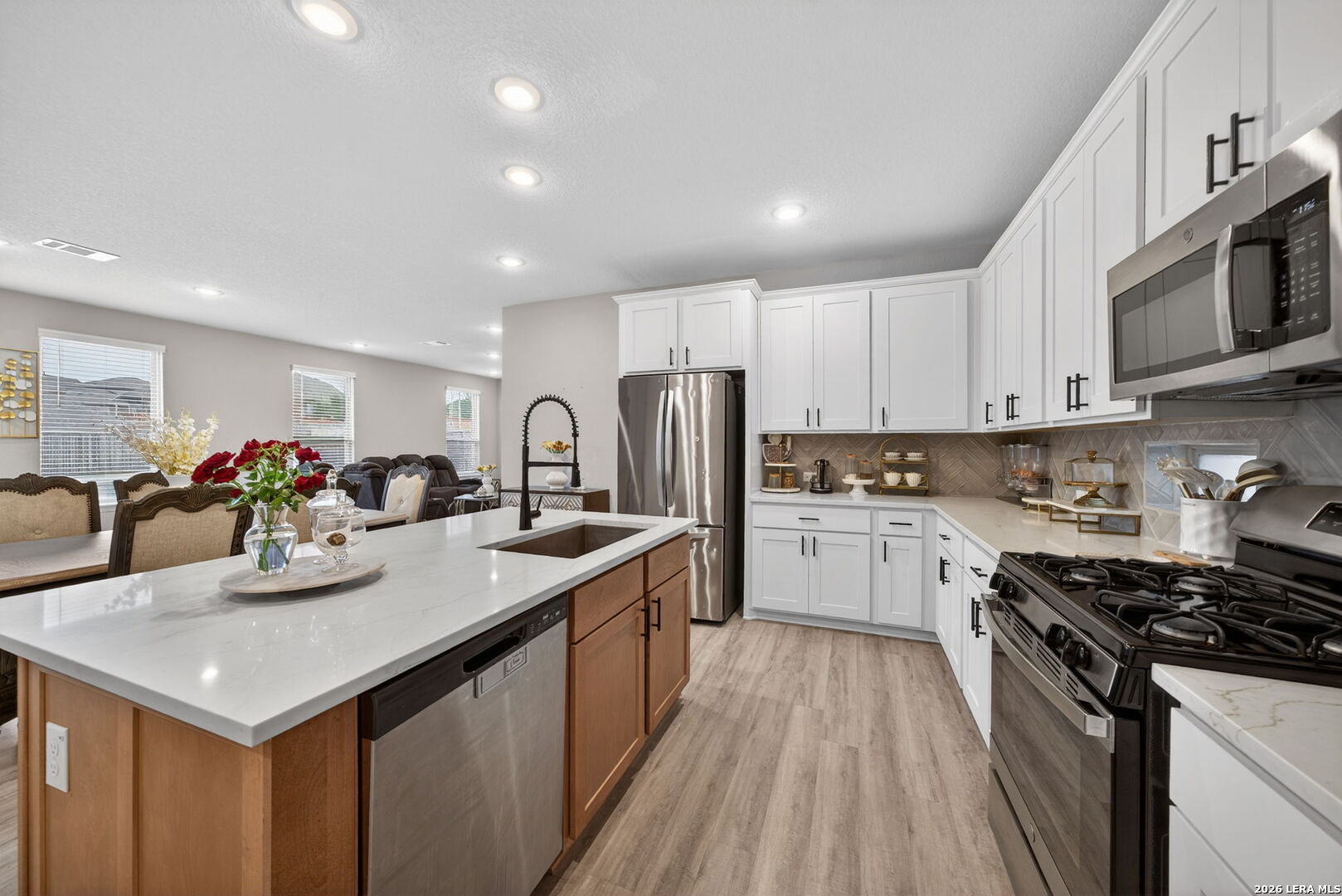 2639 Barkey San Antonio TX 78245