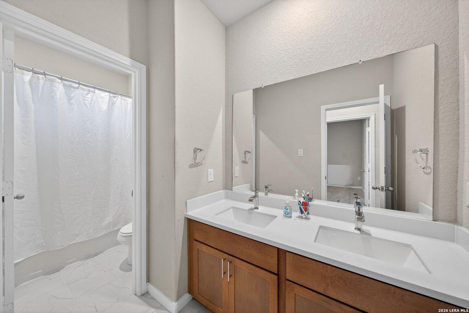 2639 Barkey San Antonio TX 78245