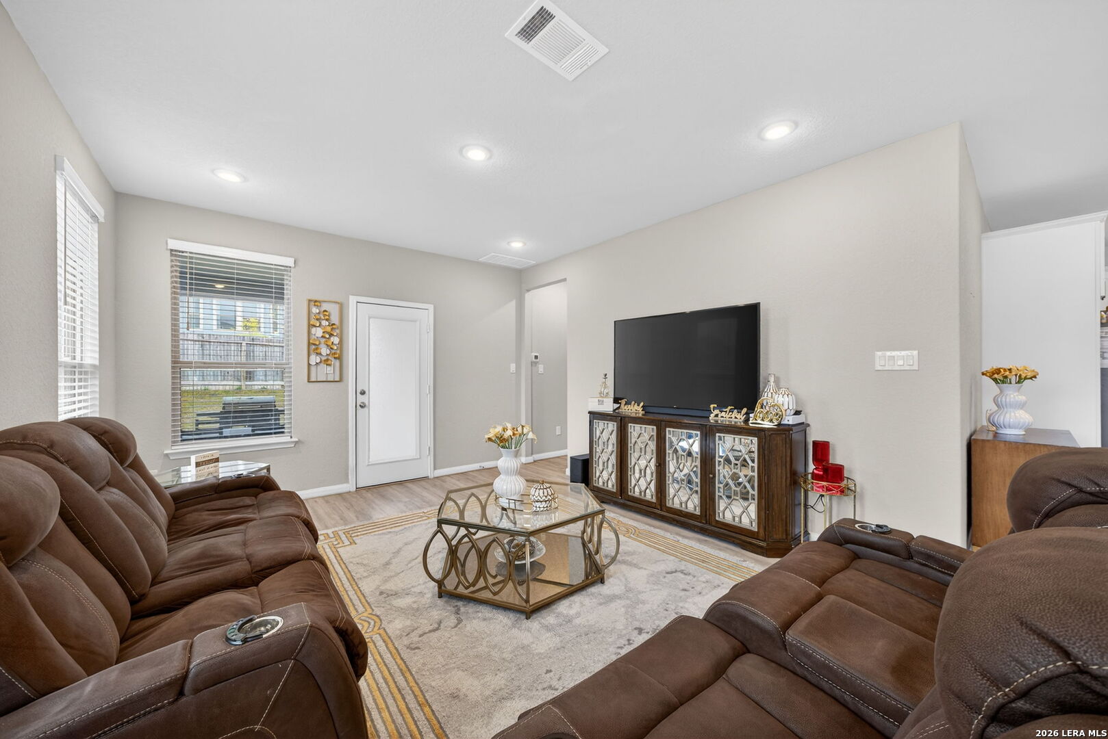 2639 Barkey San Antonio TX 78245