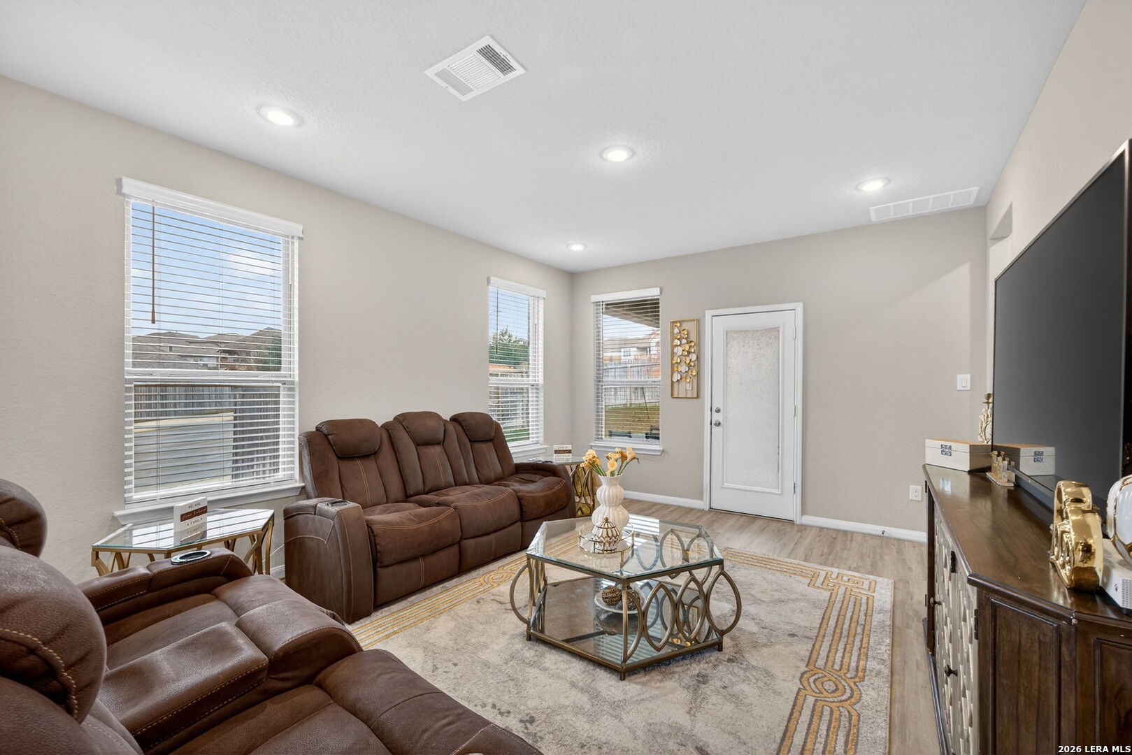 2639 Barkey San Antonio TX 78245