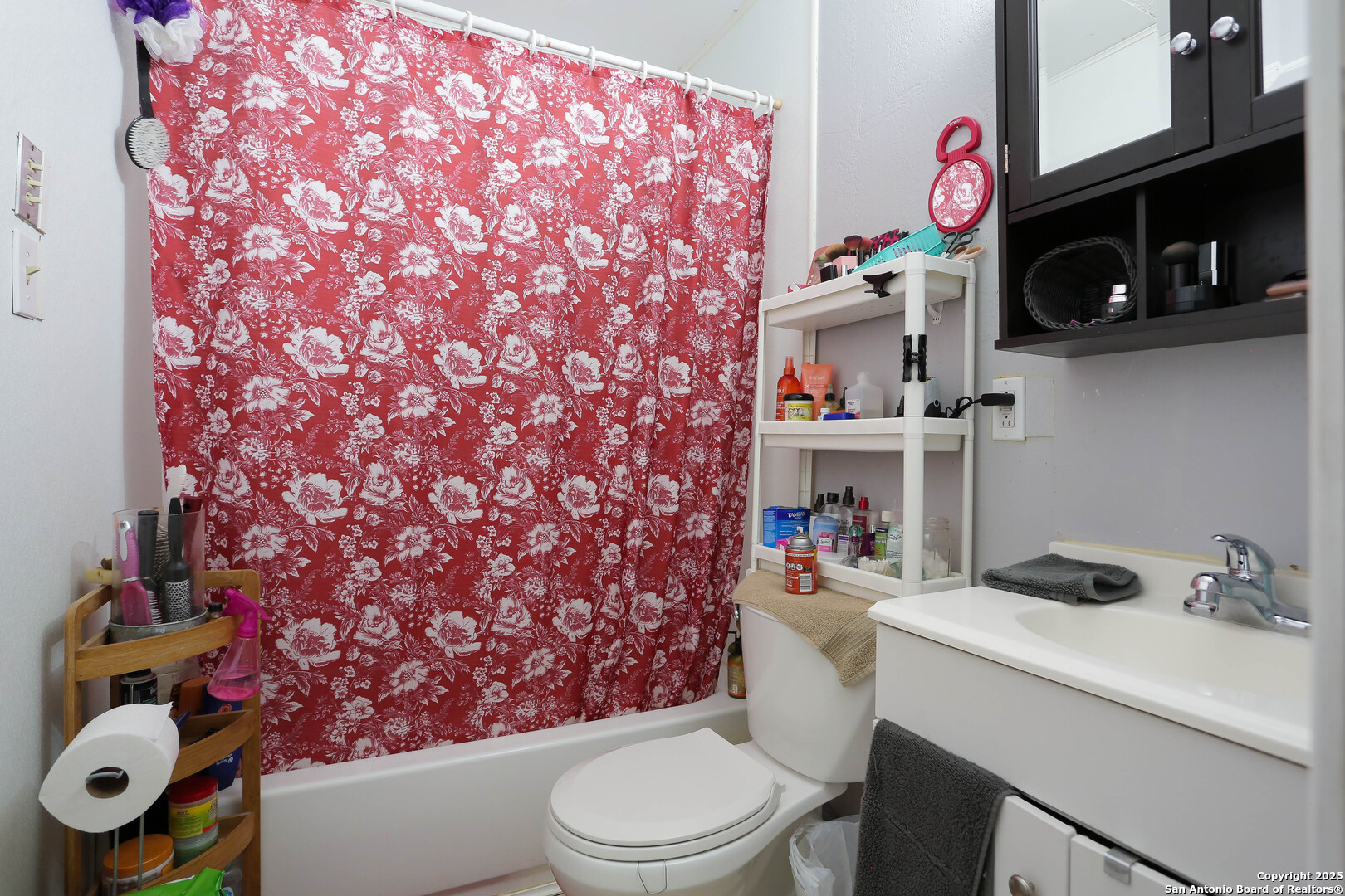 246 Flintstone Lane Universal City TX 78148