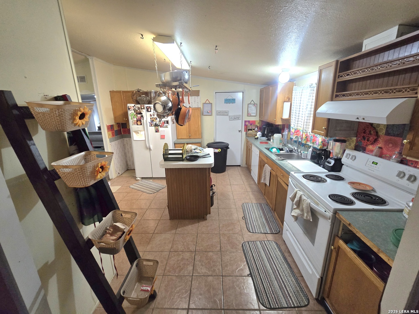 2011 Hickory Way San Antonio TX 78264