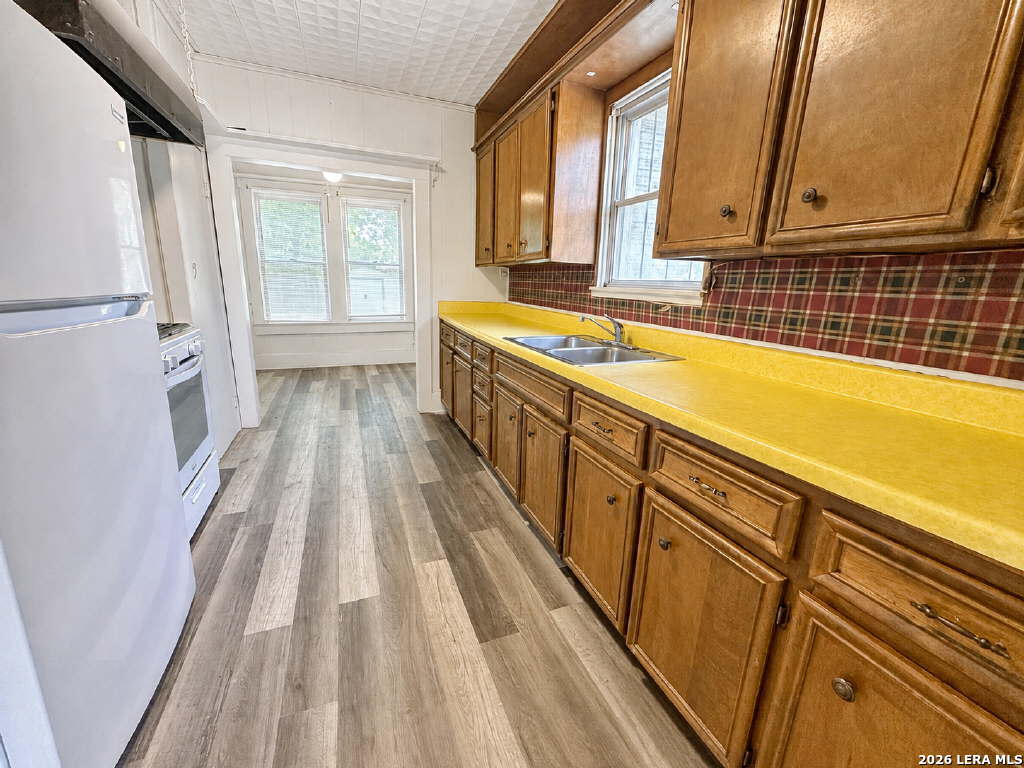 1117 30th Street Hondo TX 78861