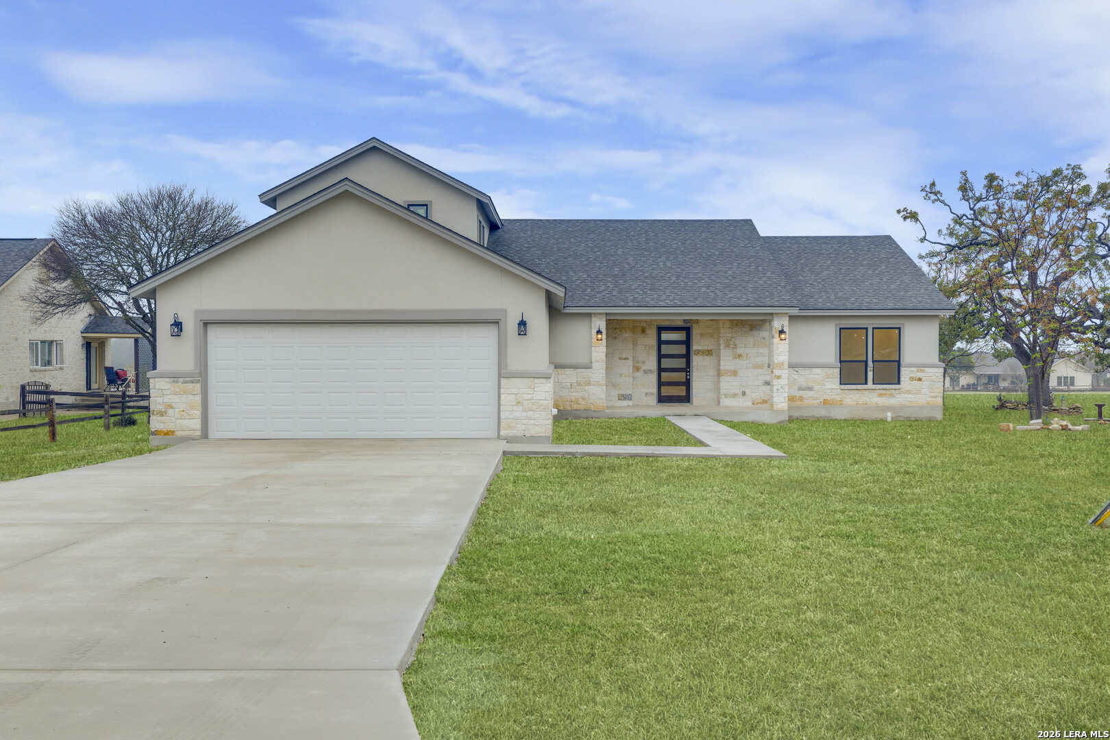 336 Knollwood Bandera TX 78003