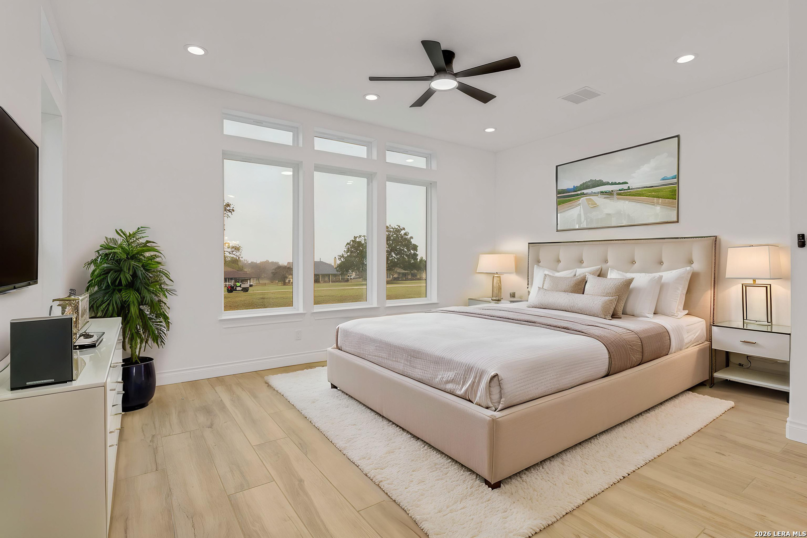 336 Knollwood Bandera TX 78003
