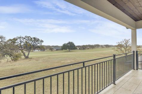 336 Knollwood Bandera TX 78003