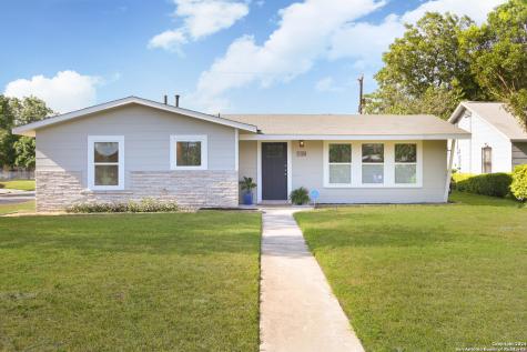390 E Ackard Place San Antonio TX 78221