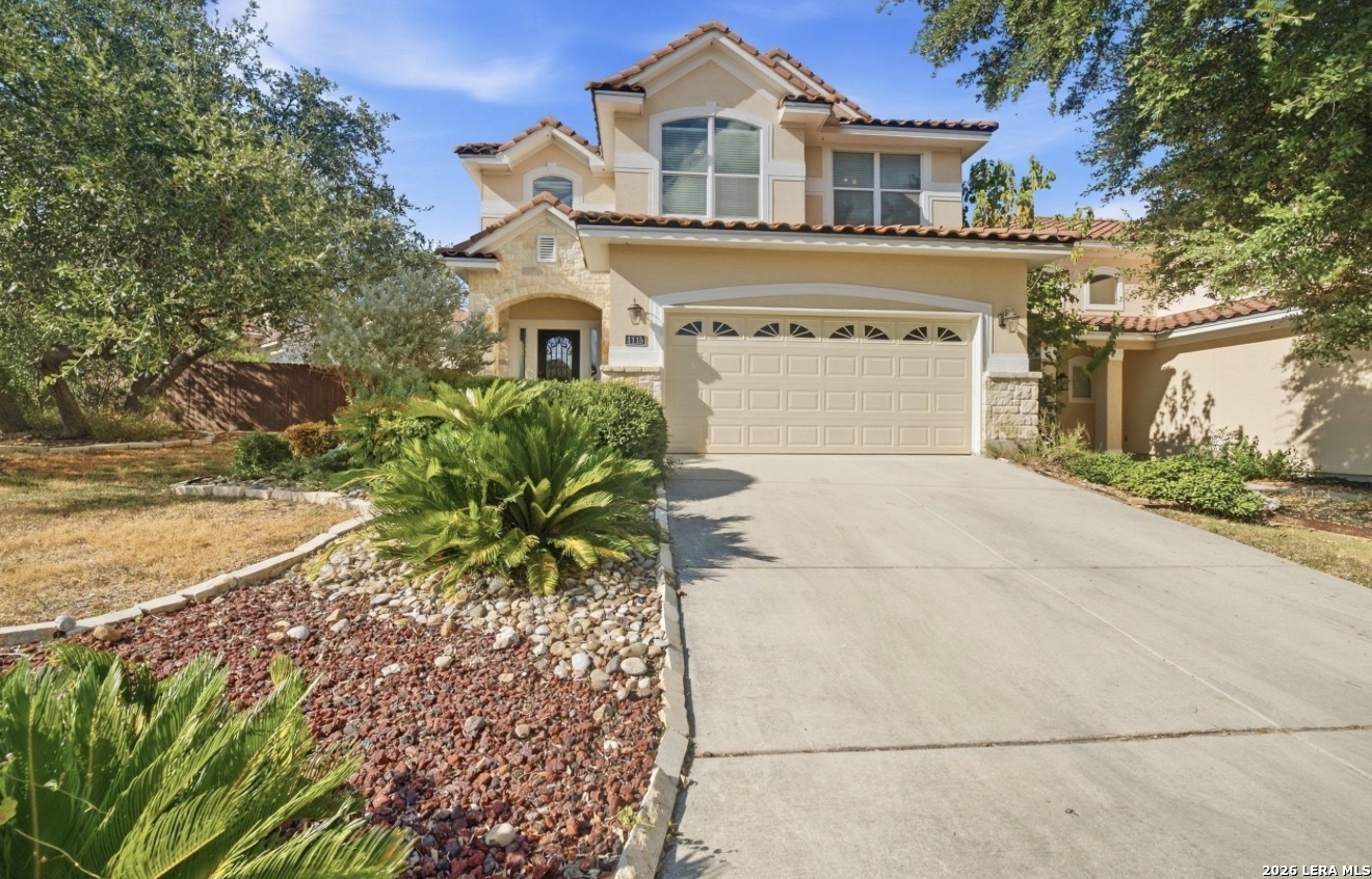 1115 Pinnacle Falls San Antonio TX 78260