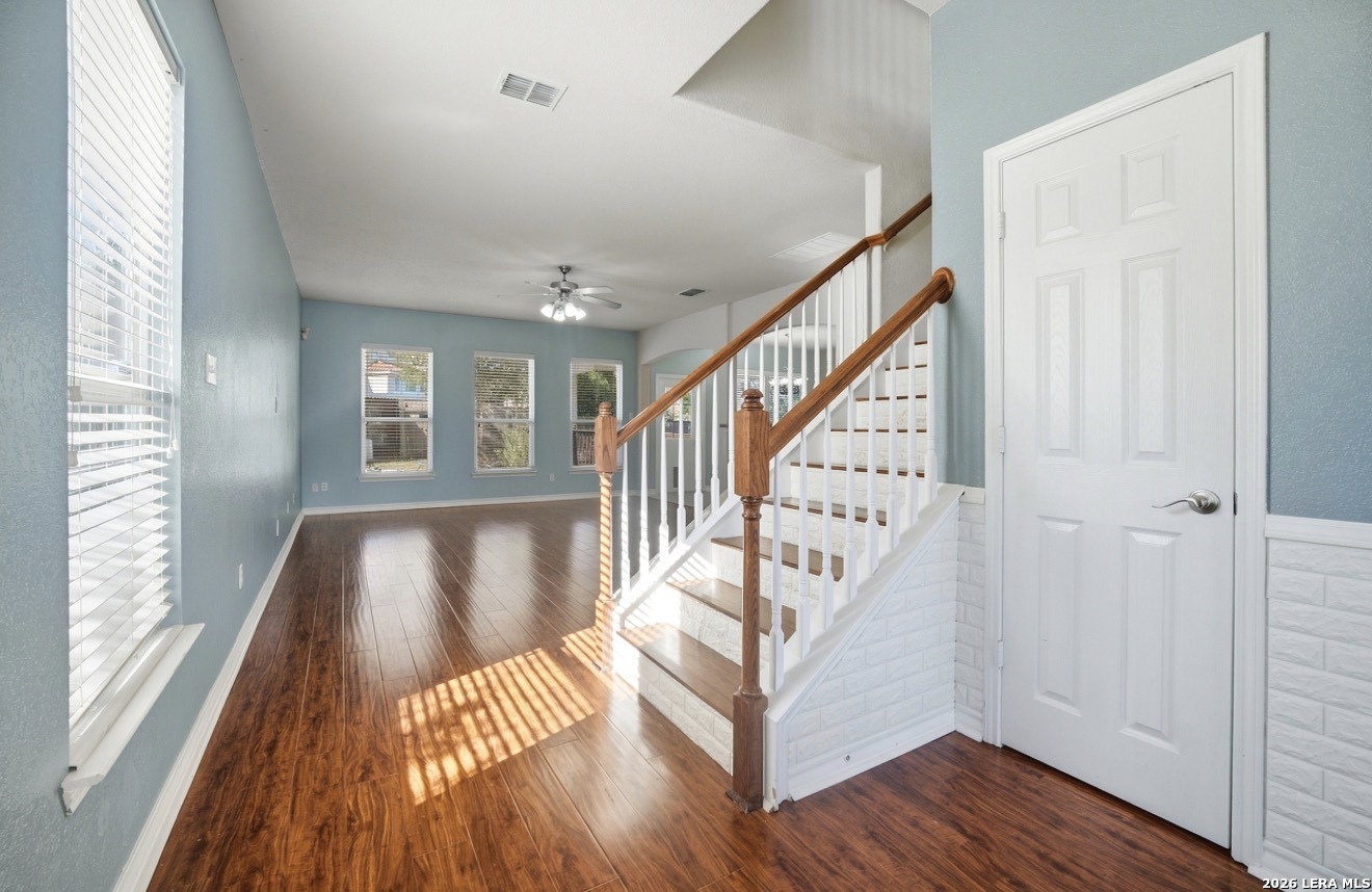 1115 Pinnacle Falls San Antonio TX 78260