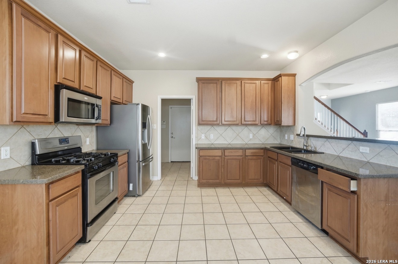 1115 Pinnacle Falls San Antonio TX 78260