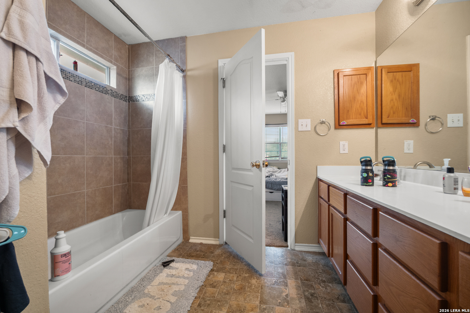 4126 Bear Oak San Antonio TX 78223