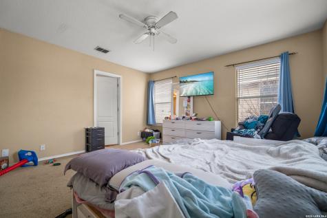 4126 Bear Oak San Antonio TX 78223