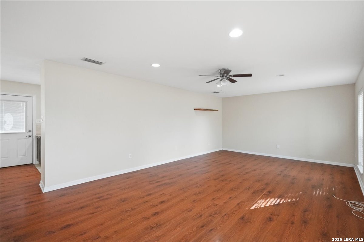 1307 William Street George West TX 78022