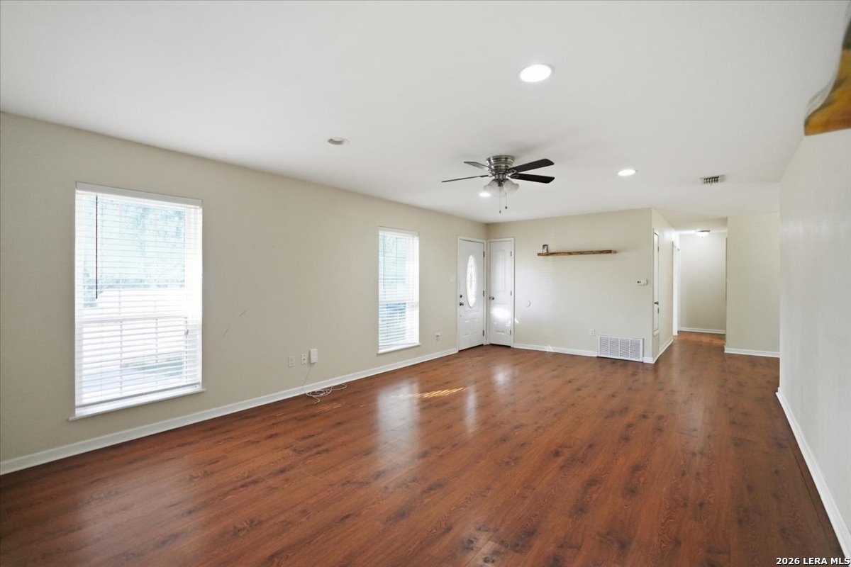 1307 William Street George West TX 78022