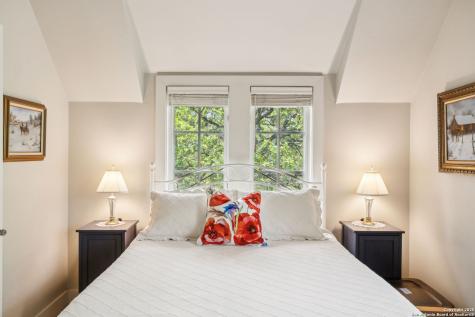 110 Turnberry Way San Antonio TX 78230