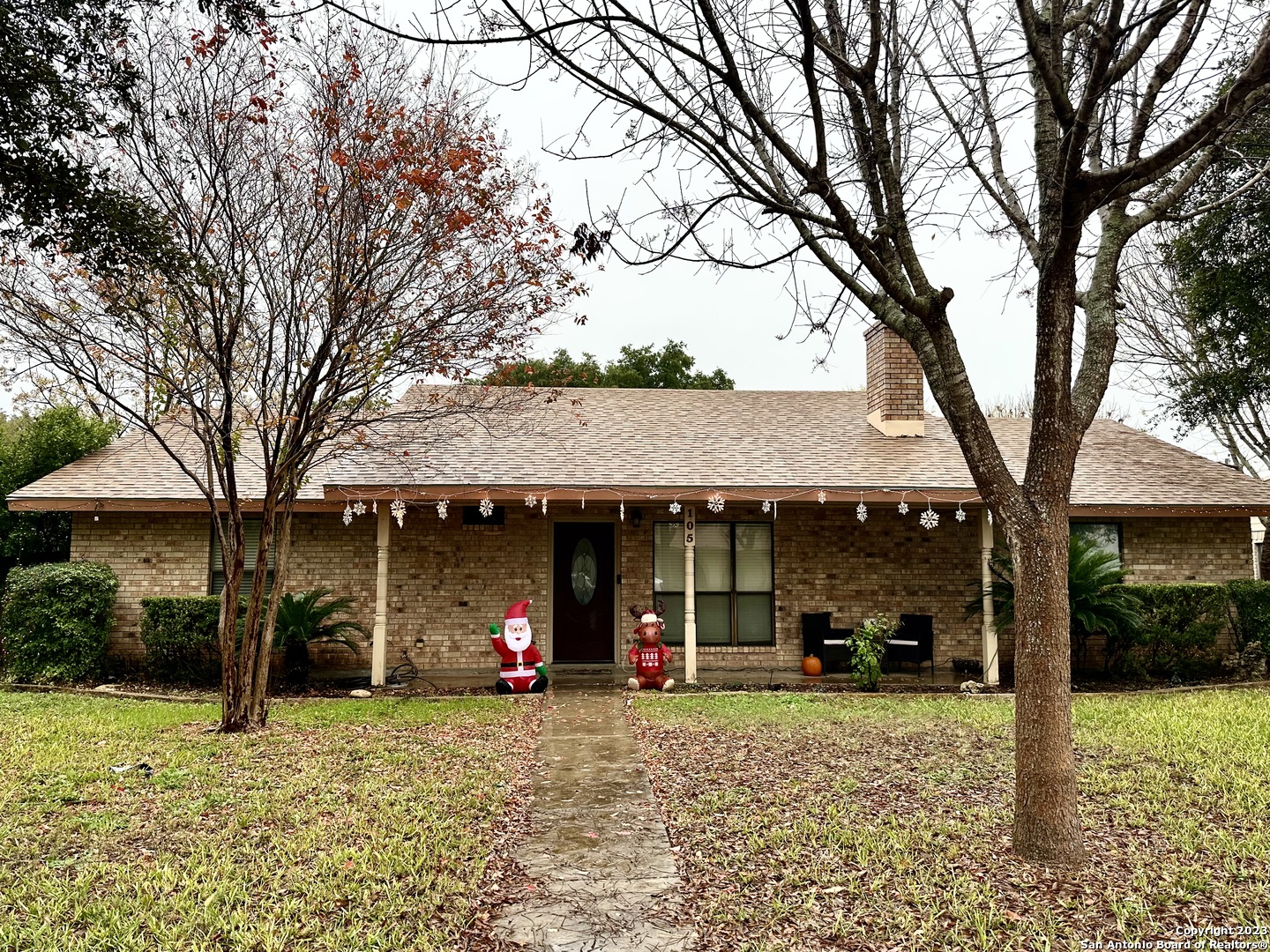 105 Larkspur Drive Uvalde TX 78801