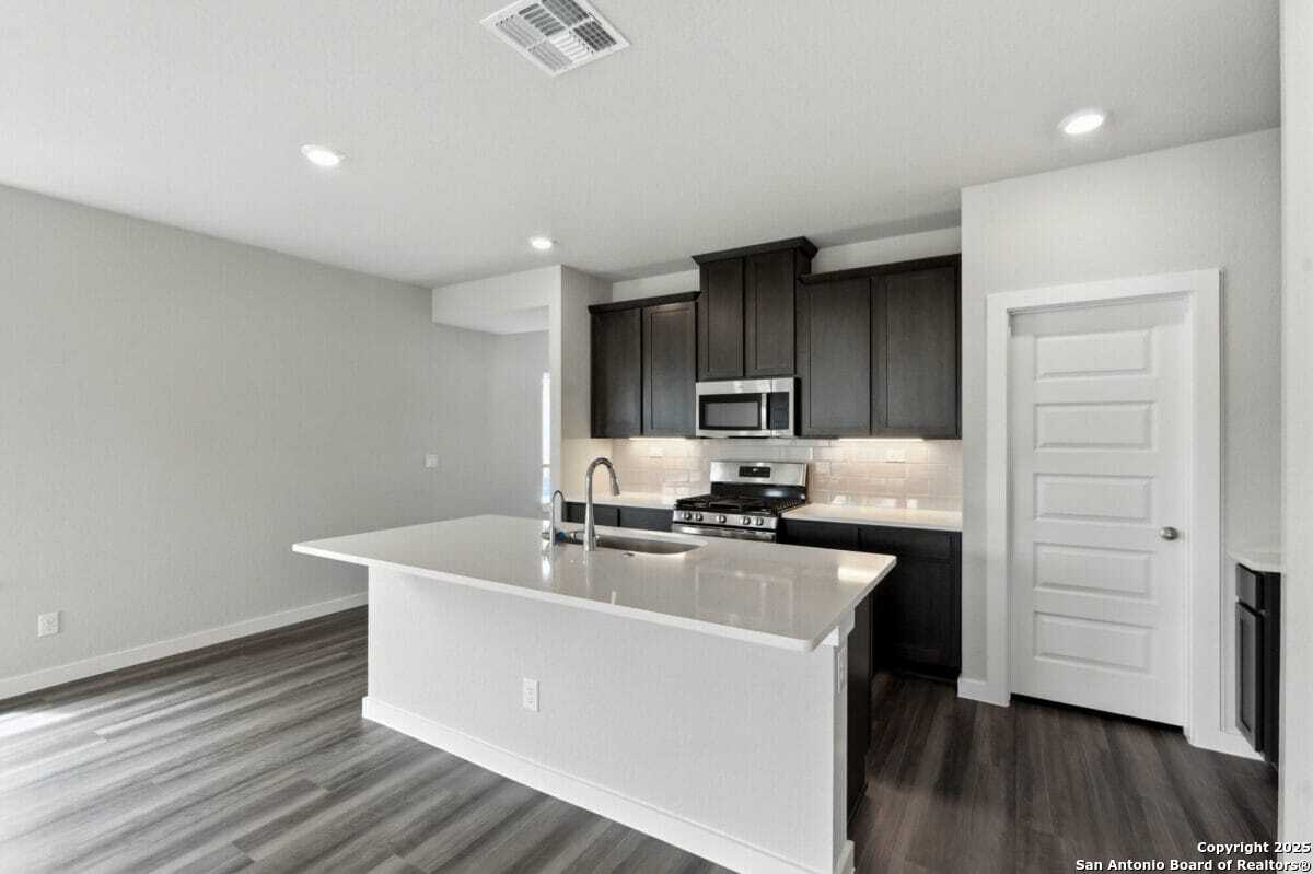983 Manger Lane New Braunfels TX 78130