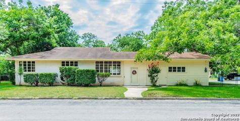 816 Bruns Street Seguin TX 78155