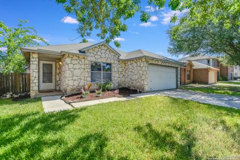 8027 Chestnut Cedar Drive Converse TX 78109