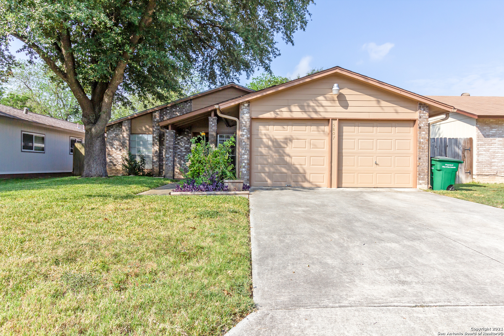 5807 Hidden Bay San Antonio TX 78250