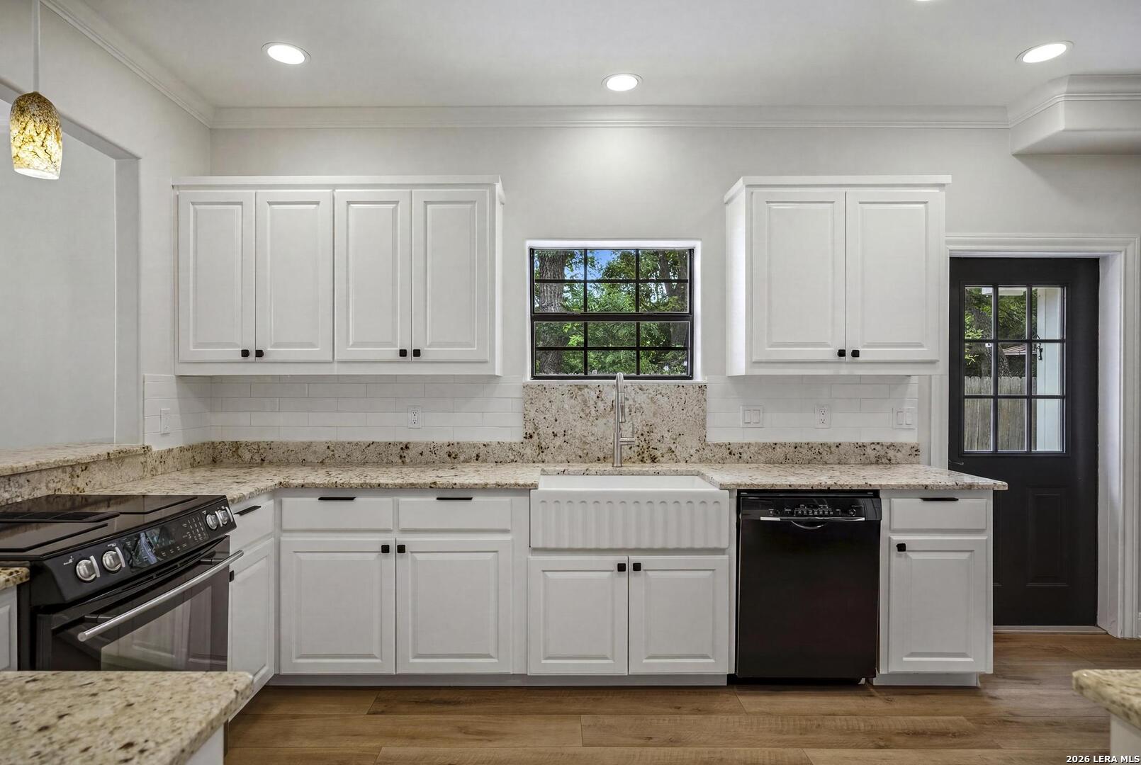 404 Ogrady Street Boerne TX 78006