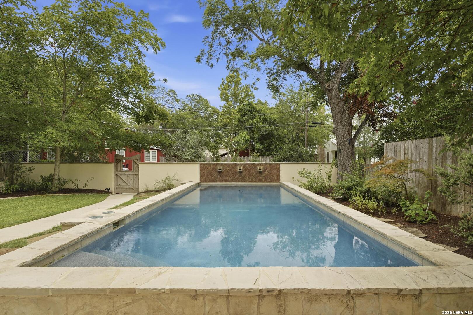 404 Ogrady Street Boerne TX 78006