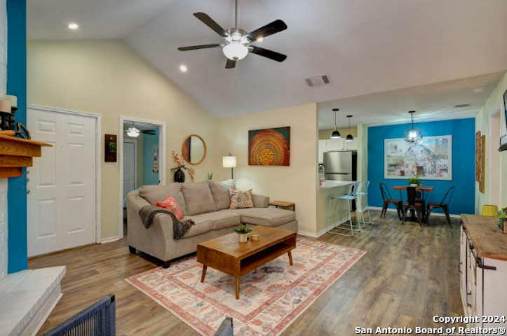 12515 Valle Dezavala San Antonio TX 78249
