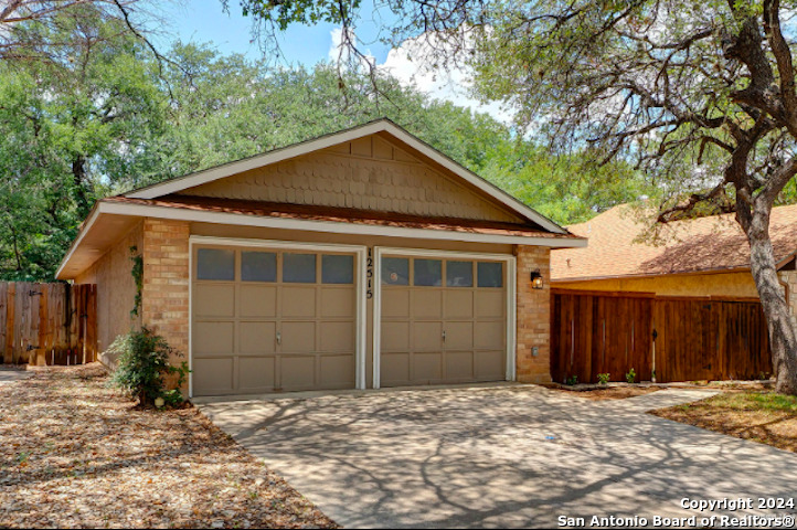 12515 Valle Dezavala San Antonio TX 78249