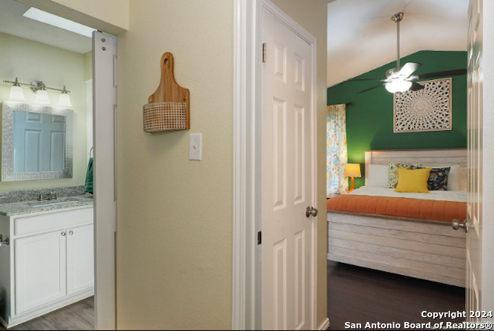 12515 Valle Dezavala San Antonio TX 78249